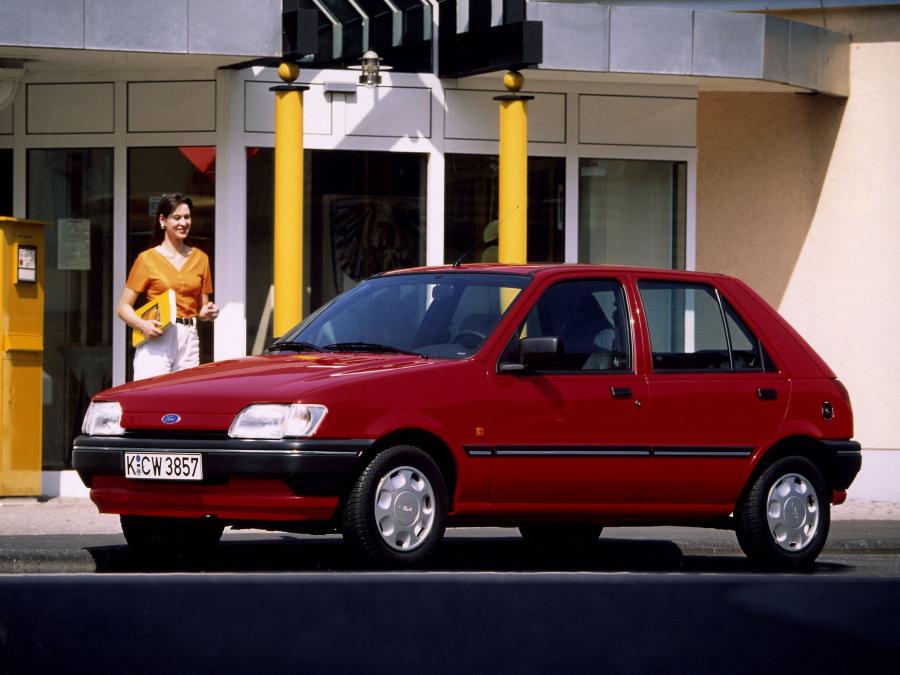  Ford Fiesta 1989 года  (фото 3 из 15)